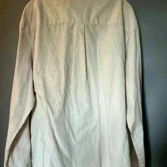 Men's Tan Button Down XL Van Heusen Dress Shirt - Picture 3 of 5